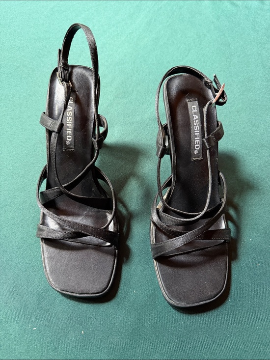 Classified Shoes - CLASSIFIED Black Strappy Slingback Sandals